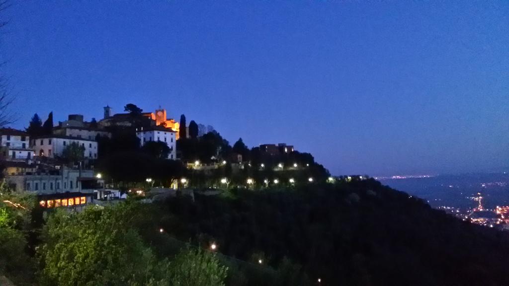 Affittacamere Gir Di Mura Montecatini Terme Exteriér fotografie